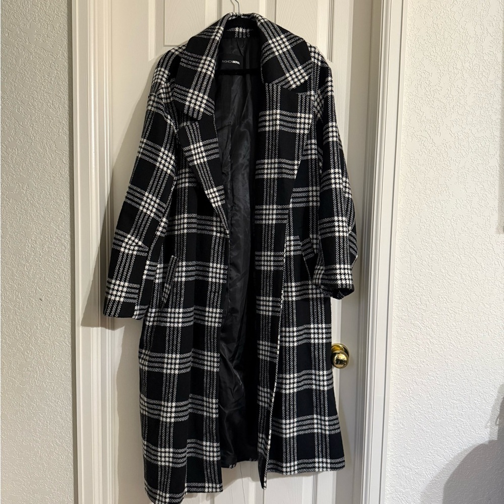 Fashion Nova Plaid Trenchcoat